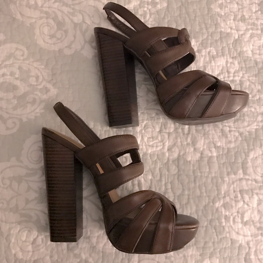 👠Zodiac Leather heels 👠 Size-7